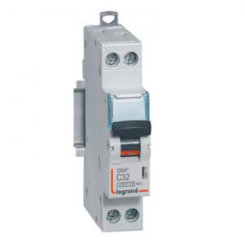  Disjoncteur DNX 4500 - vis/vi 