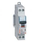  Disjoncteur DNX� 4500 - vis/vi 